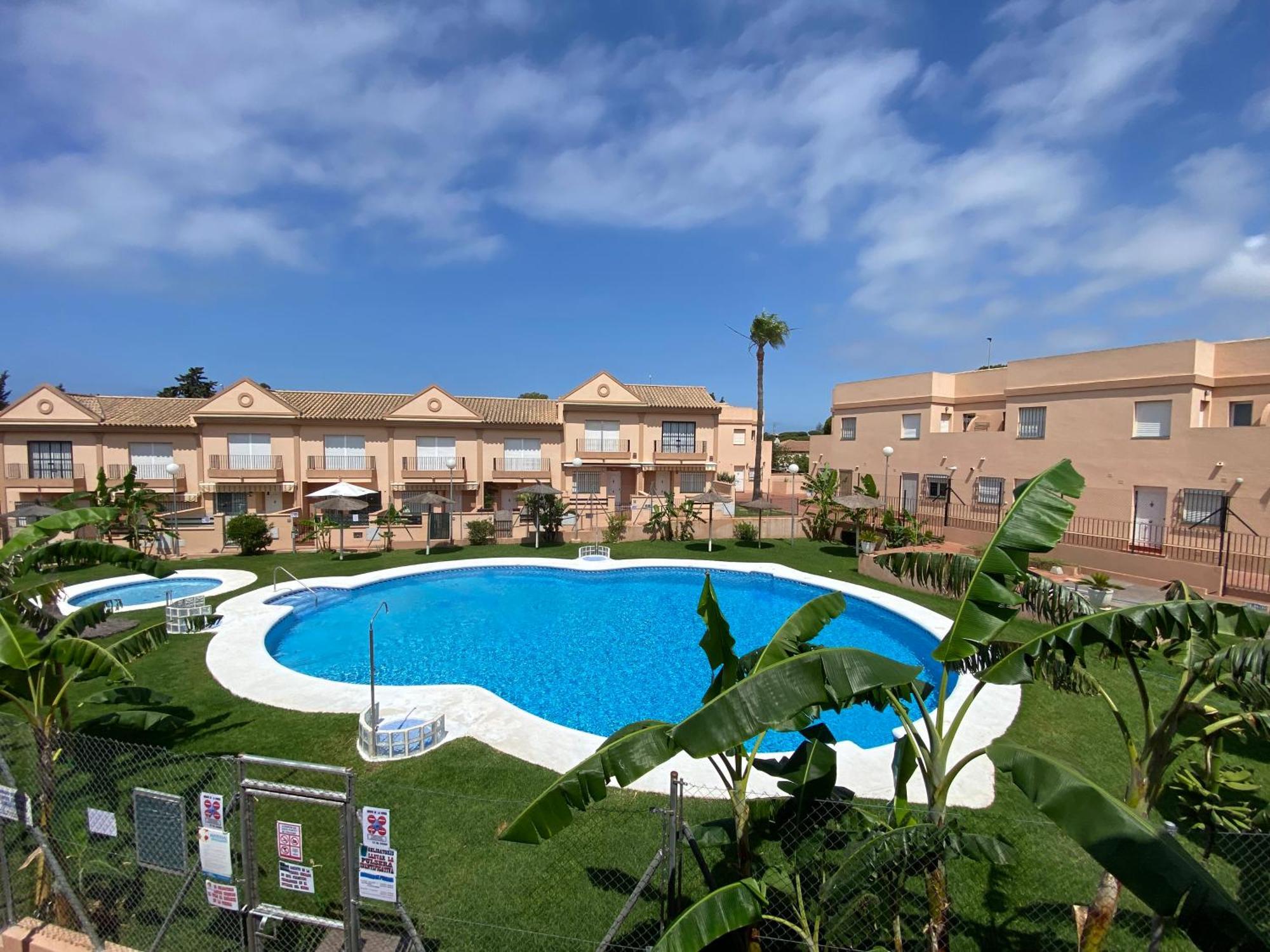 Playa La Barrosa, Alojamientoslola Чиклана-де-ла-Фронтера Экстерьер фото